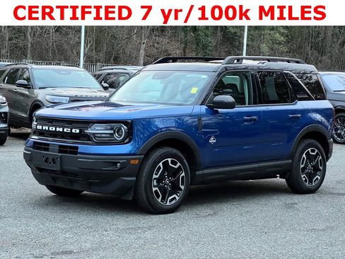 Used 2024 Ford Bronco Sport Outer Banks w/ Tech Package image 2