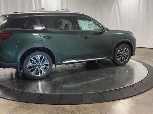 Certified 2026 INFINITI QX60 Luxe w/ Family Package image 2