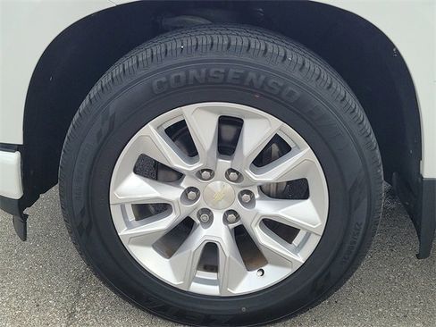 Used 2020 Chevrolet Silverado 1500 Custom w/ Custom Value Package image 7