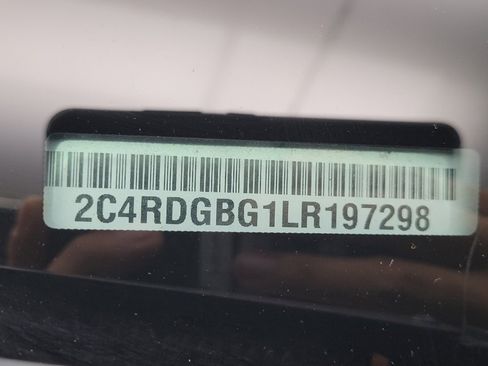 Used 2020 Dodge Grand Caravan SE image 33