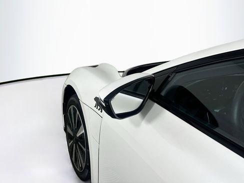 Used 2024 Lucid Air Touring AWD/4WD image 16
