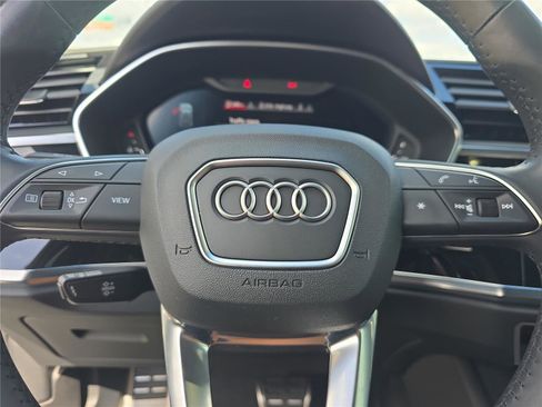 Used 2020 Audi Q3 2.0T Premium Plus image 22