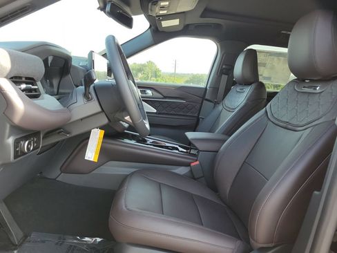 New 2026 Ford Explorer Platinum w/ LUX Leather Package AWD/4WD image 14