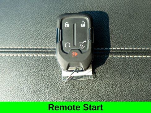 Used 2023 GMC Terrain Denali w/ Black Diamond Edition AWD/4WD image 30