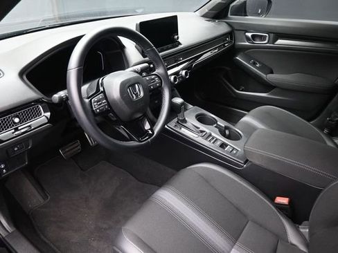 Used 2023 Honda Civic Sport image 18