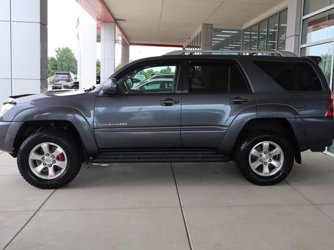 Used 2004 Toyota 4Runner Sport AWD/4WD image 4