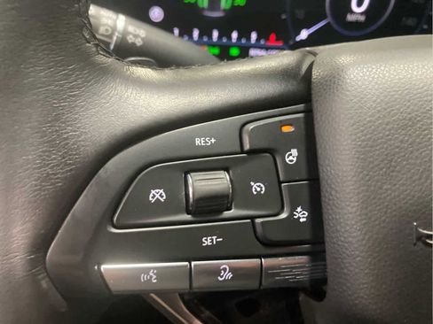 Used 2023 Cadillac Escalade ESV Sport w/ LPO, ONYX Package image 29