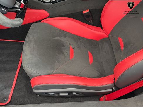 Used 2024 Lamborghini Huracan Tecnica RWD image 46
