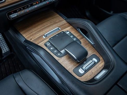 Used 2022 Mercedes-Benz GLS 450 4MATIC w/ AMG Line Exterior image 40