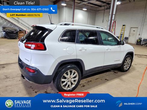 Used 2016 Jeep Cherokee Limited AWD/4WD image 4