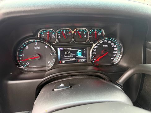 Used 2015 Chevrolet Suburban LTZ AWD/4WD image 28