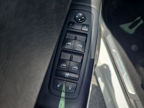 Used 2019 Dodge Durango R/T w/ Blacktop Package AWD/4WD image 14