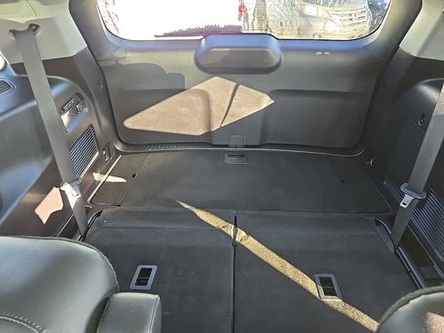 Used 2021 Ford Explorer Limited w/ Equipment Group 301A image 19