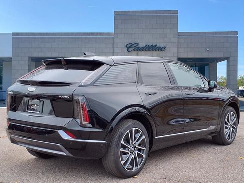 New 2026 Cadillac Optiq Sport 1 image 4