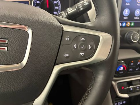 Used 2024 GMC Terrain SLT w/ Infotainment Package II AWD/4WD image 24
