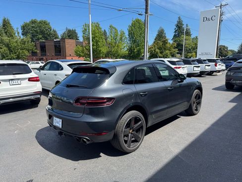 Used 2017 Porsche Macan Turbo AWD/4WD image 2