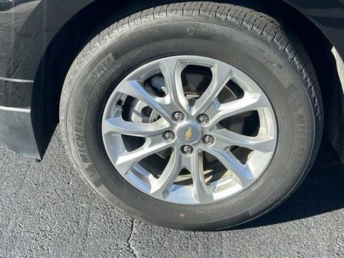 Used 2020 Chevrolet Equinox LS w/ LS Convenience Package image 27