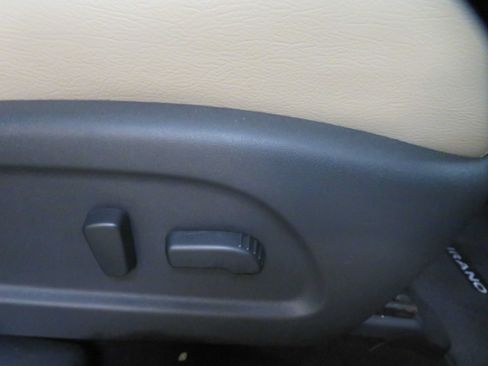 Used 2020 Nissan Murano SV w/ Cargo Package FWD image 26