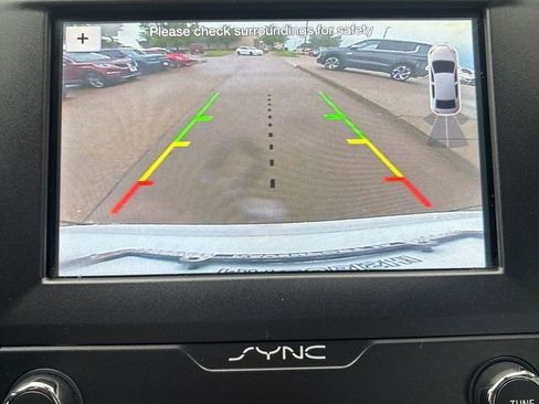 Used 2019 Ford Fusion SE FWD image 27
