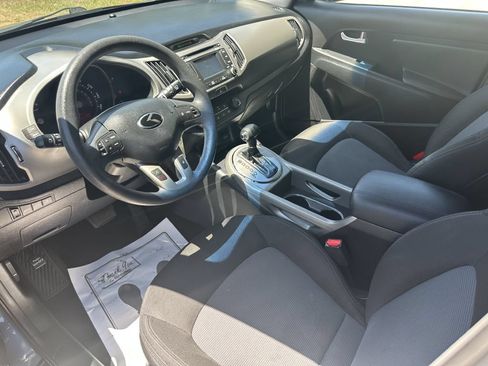 Used 2016 Kia Sportage LX w/ LX Popular Package FWD image 7
