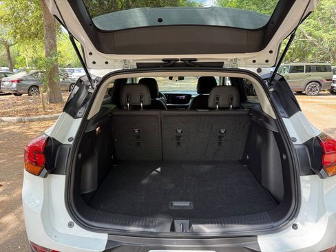 Used 2025 Buick Encore GX Preferred image 28