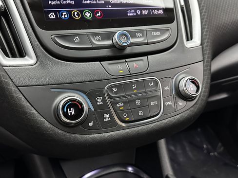 Used 2024 Chevrolet Malibu LT image 17