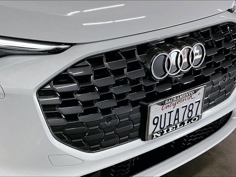 Used 2025 Audi Q5 Prestige image 32