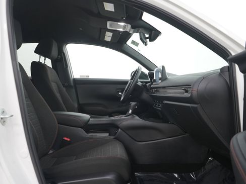 Used 2024 Honda HR-V Sport image 11