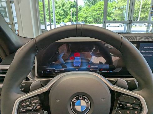 New 2026 BMW 330i xDrive Sedan w/ M Sport Package AWD/4WD image 11