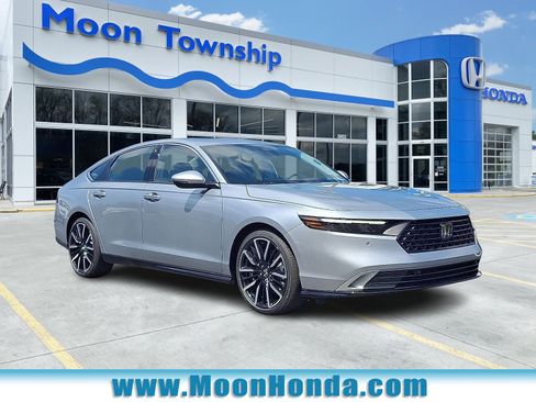 New 2025 Honda Accord Touring image 1