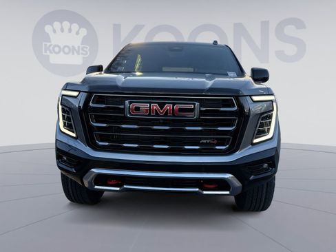 New 2026 GMC Yukon AT4 w/ AT4 Premium Package image 7