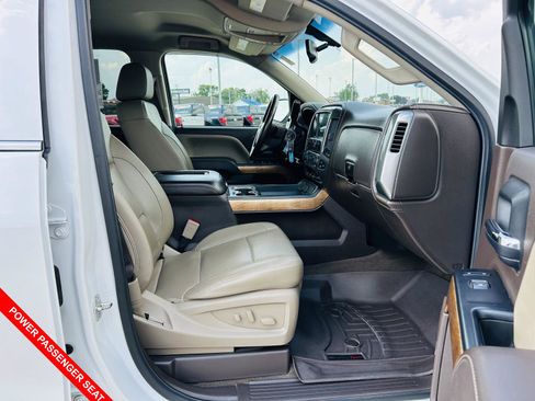 Used 2018 Chevrolet Silverado 1500 LTZ w/ Sport Package AWD/4WD image 29