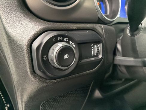 Used 2023 Jeep Wrangler Unlimited Sport AWD/4WD image 17