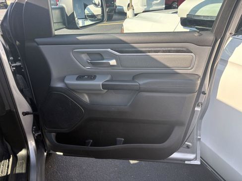 Used 2022 RAM 1500 Big Horn AWD/4WD image 15