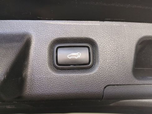 Used 2023 Hyundai Santa Fe SEL image 15