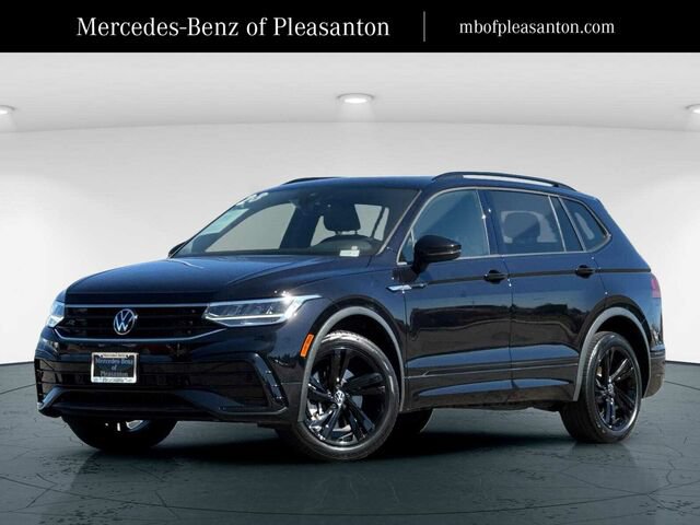 Used 2023 Volkswagen Tiguan SE R-Line FWD image 1