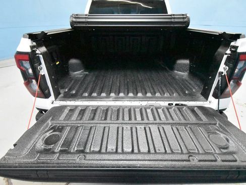 Used 2025 Ford Ranger Lariat w/ Trailer Tow Package AWD/4WD image 35