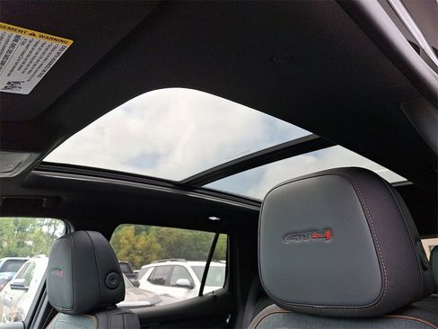 New 2026 GMC Terrain AT4 w/ Convenience Package III image 7