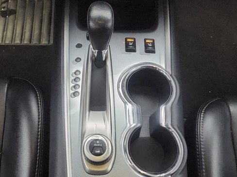 Used 2020 Nissan Pathfinder Platinum image 23