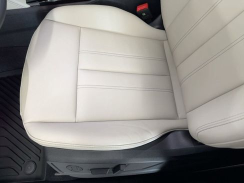 New 2025 Audi Q5 Premium image 13