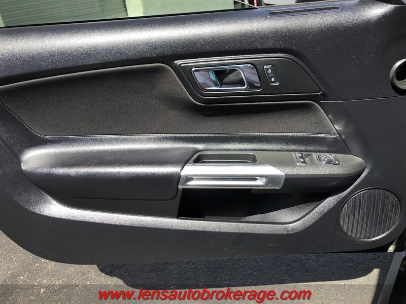 Used 2016 Ford Mustang GT RWD image 10