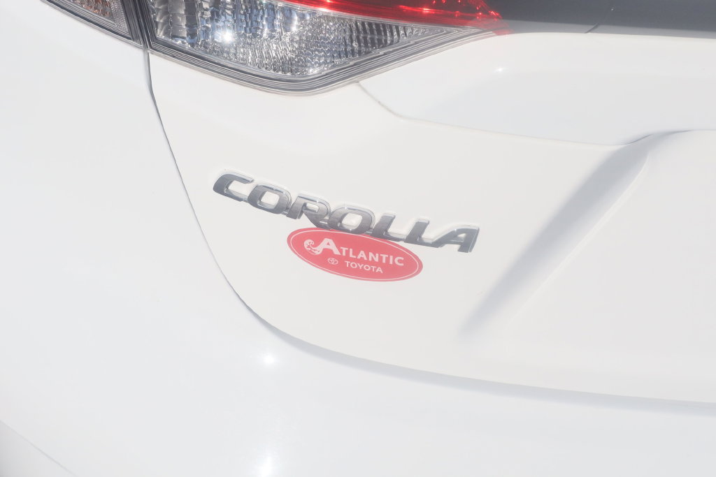 Used 2024 Toyota Corolla LE FWD image 19