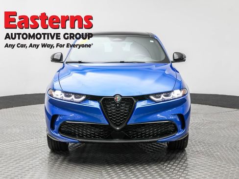 Used 2024 Alfa Romeo Tonale Veloce AWD/4WD image 2
