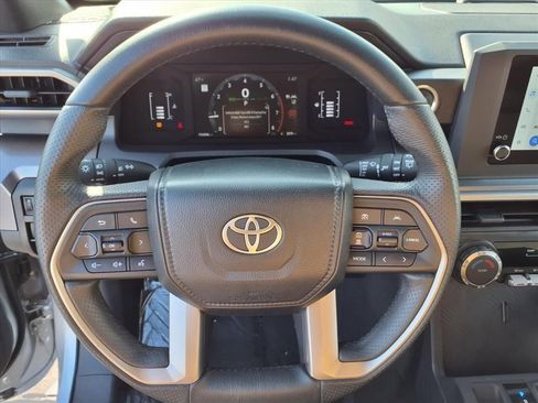 Used 2025 Toyota 4Runner TRD Sport image 12