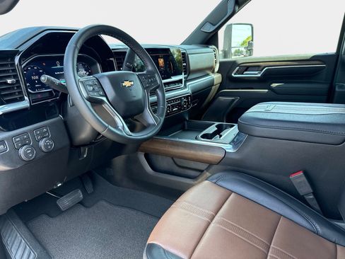 Used 2026 Chevrolet Silverado 2500 High Country w/ Max Trailering Package AWD/4WD image 33