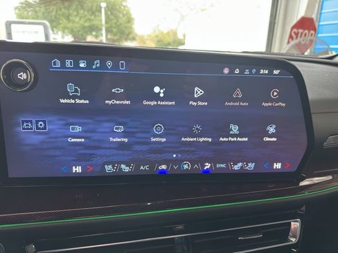 New 2026 Chevrolet Traverse RS w/ LPO, Floor Liner Package image 27