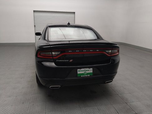 Used 2019 Dodge Charger SXT AWD/4WD image 6