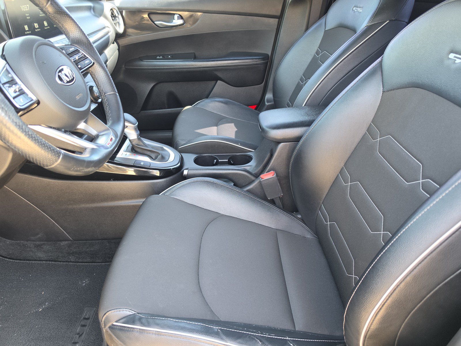 Used 2021 Kia Forte GT-Line w/ GT-Line Premium Package FWD image 11