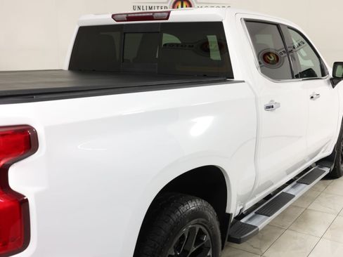 Used 2022 Chevrolet Silverado 1500 LTZ w/ LTZ Convenience Package II AWD/4WD image 41