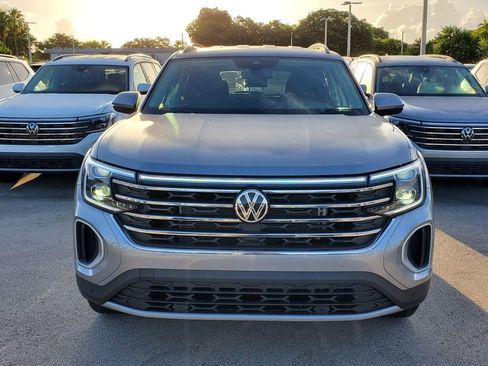 New 2026 Volkswagen Atlas SE image 2
